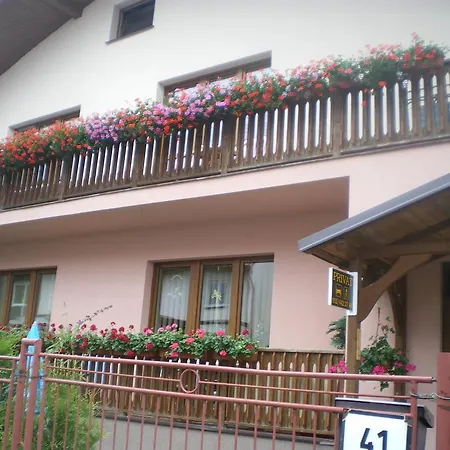 Privatunterkunft Gästehaus Eva Nová Lesná