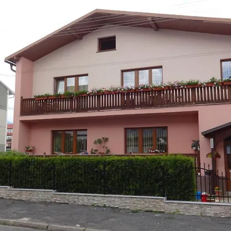 Privatunterkunft Gästehaus Eva *